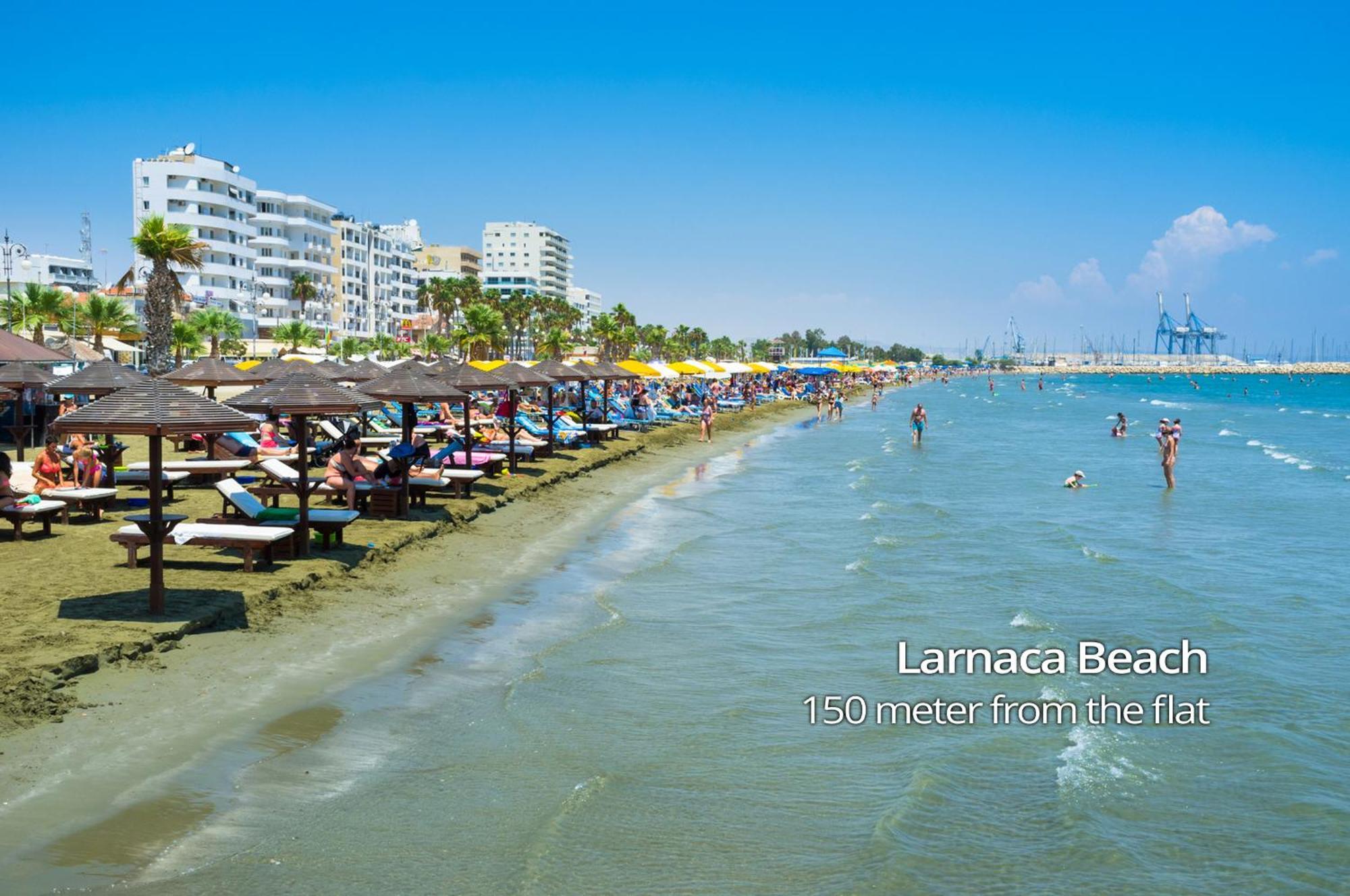 Paradise Palms Seaview Apartment Larnaca Bagian luar foto